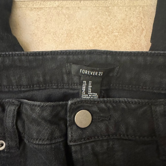 Forever 21 Black Distressed Jeans 31 - Picture 2 of 3